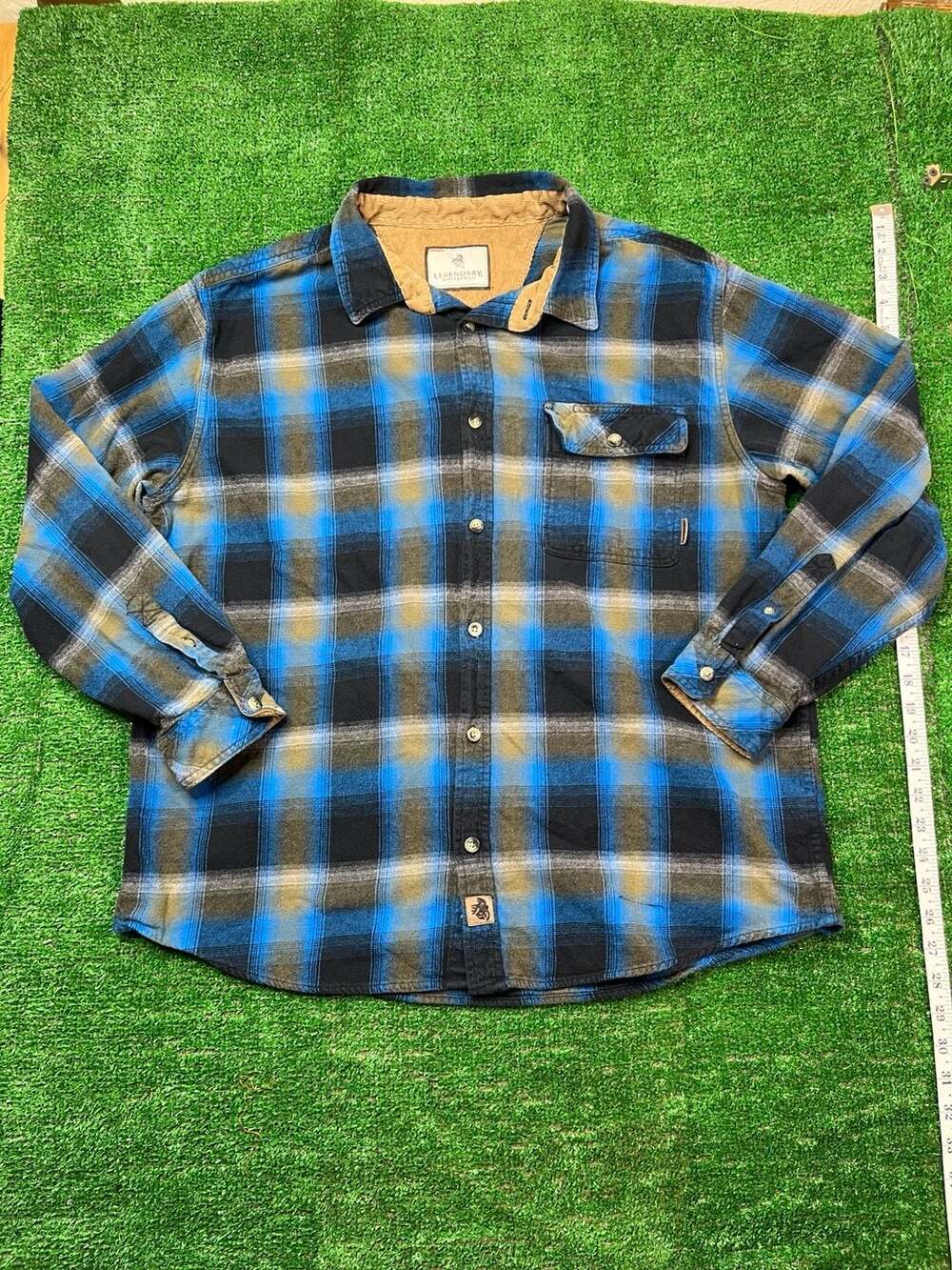 Legendary Whitetails Buck Camp Flannel Shirt Blue Plaid Corduroy Collar